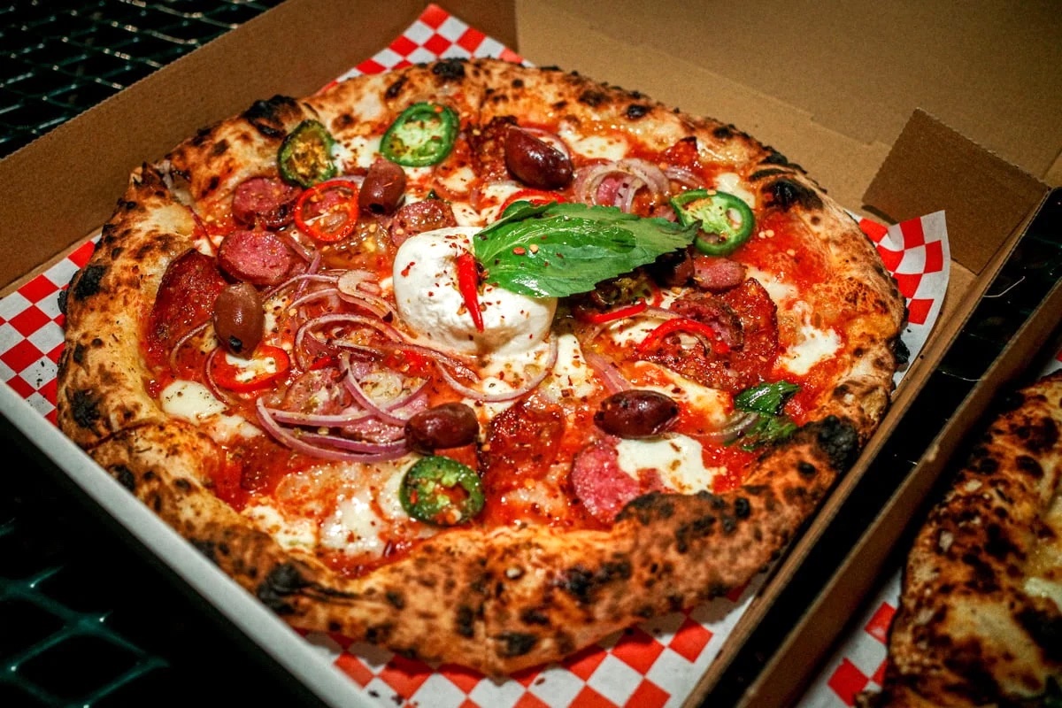 Zucchi Pizza Calabrese Sausage Volcano Thomas Obungen 6