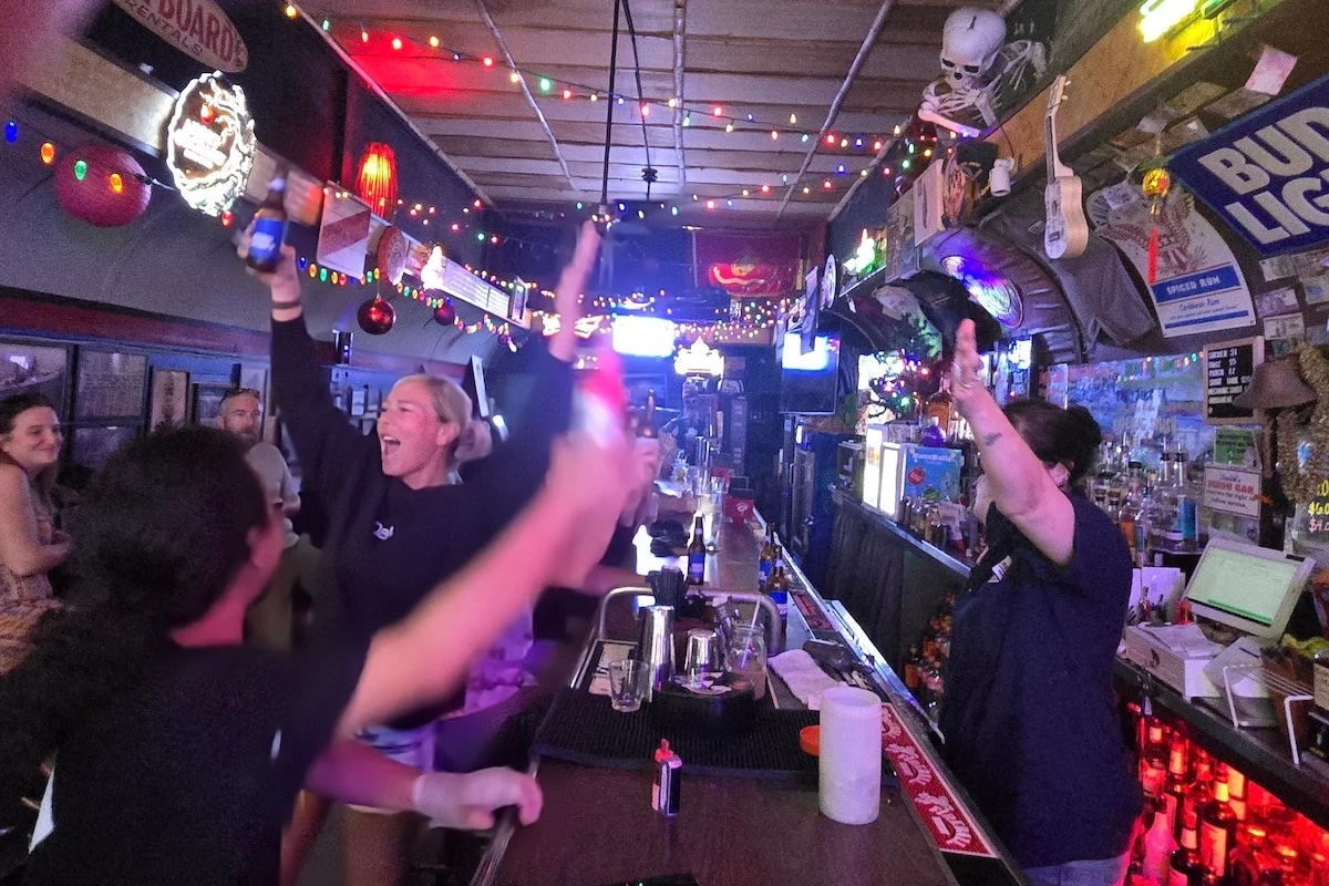 Smiths Union Bar Last Bud Light